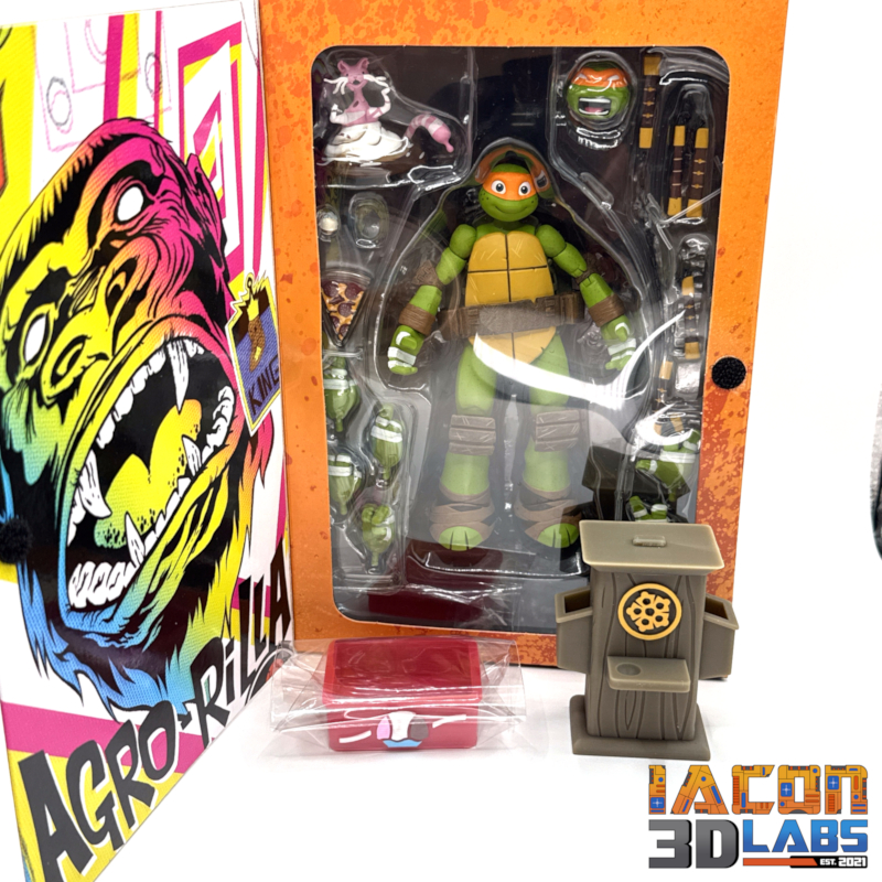 TMNT (2012 Cartoon) Ultimate Michelangelo & Ice Cream Kitty Stand