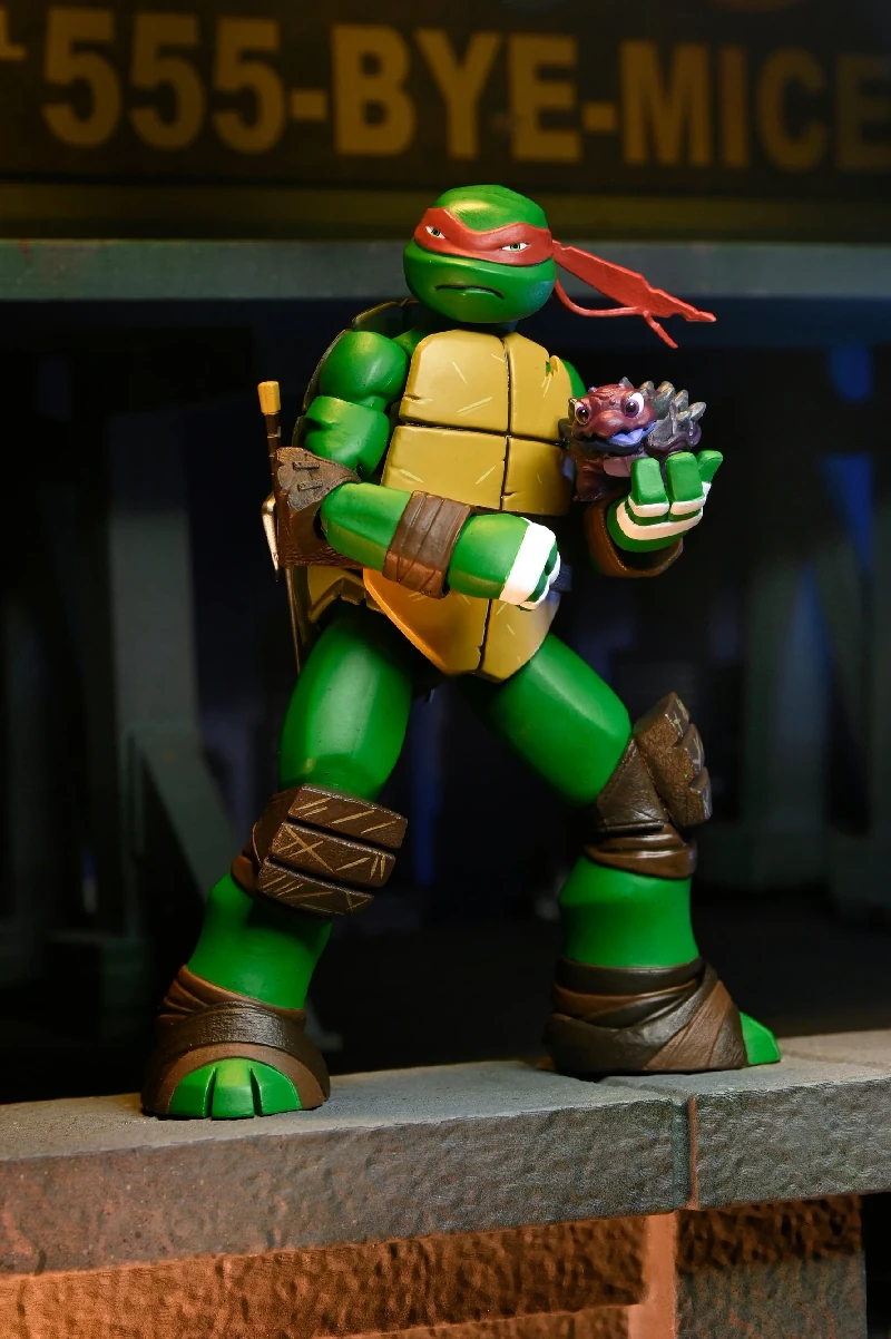 TMNT (2012 Cartoon) Ultimate Raphael & Volcano Dojo Stand - Image 3